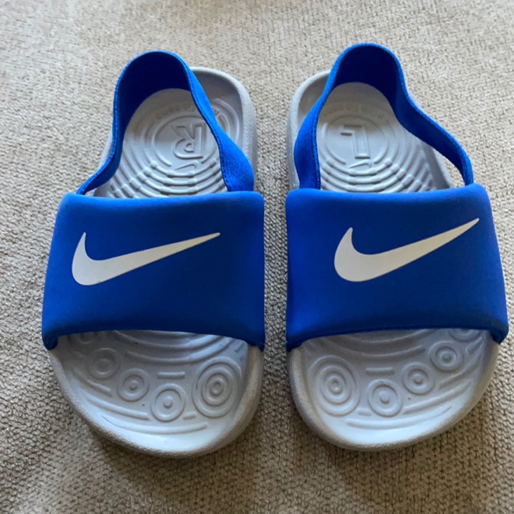 Gently Used Nike Kawa size 6 C Baby Slides
